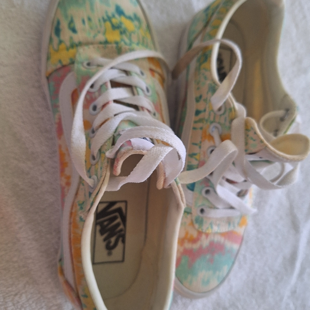 USED VANS SZ 7 1/2 Ward psychedelic tie dye casual low top
